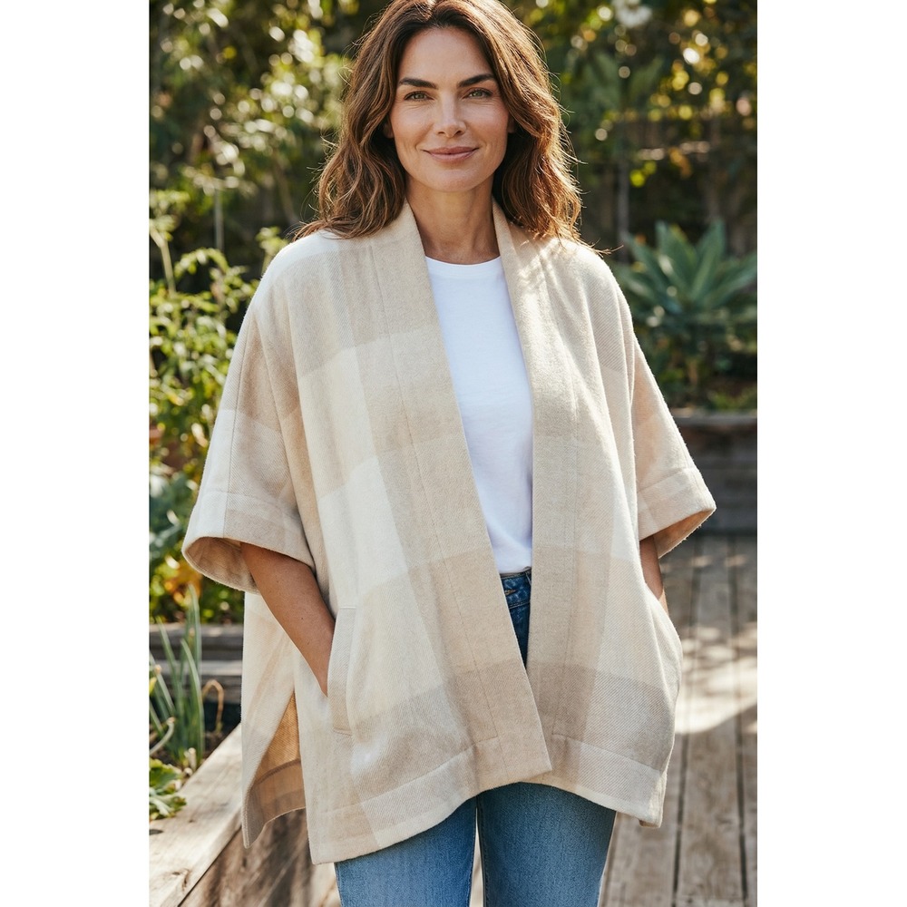 Universal Thread Cream Tan Check‎ Poncho Wrap OSFM Cream Tan Check 061 08 4923
